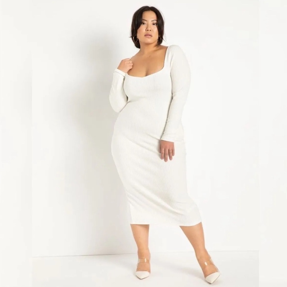 ELOQUII Bodycon Ribbed Cream Sweetheart Neckline Sweater Midi Dress